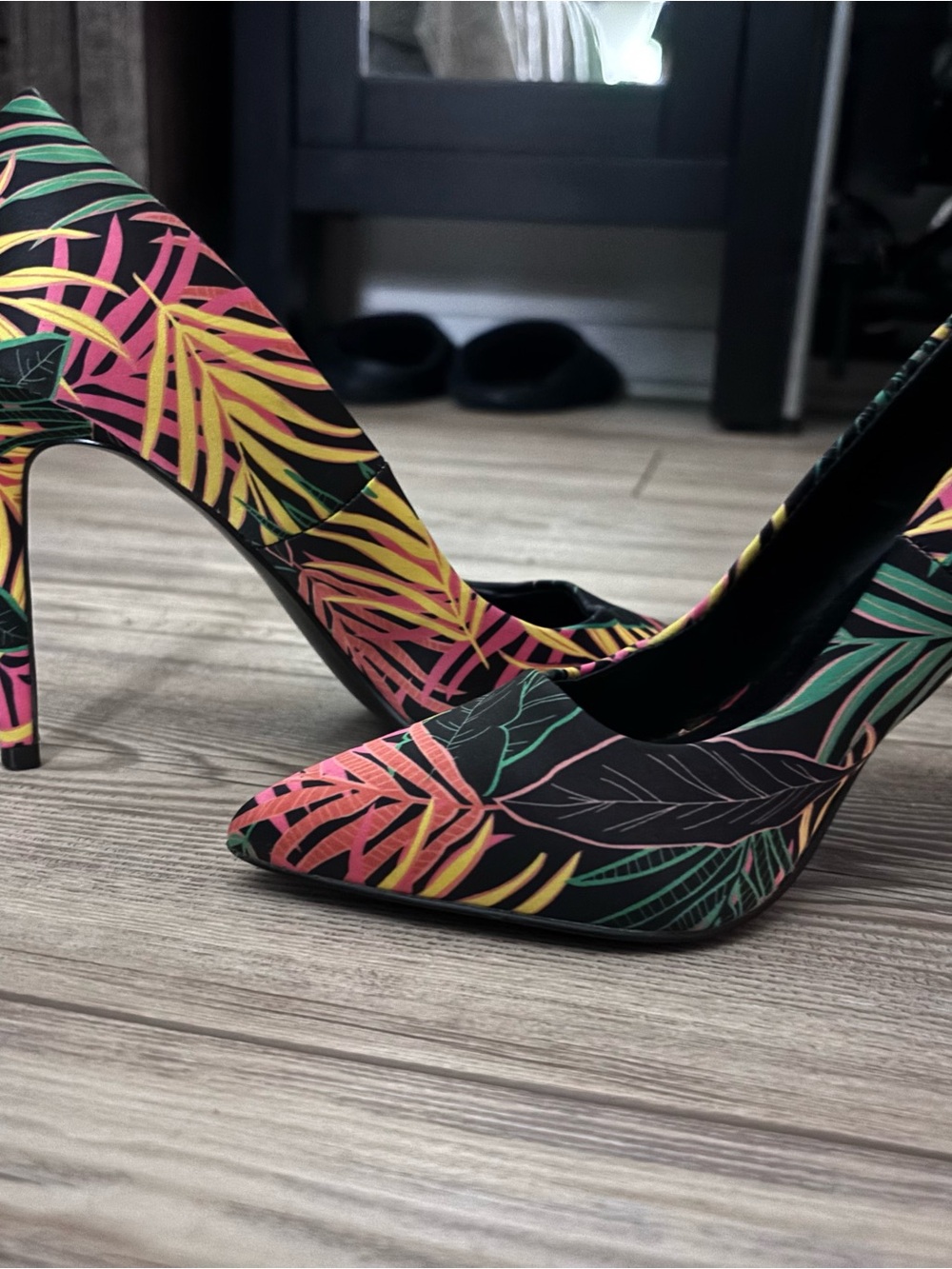 Call It Spring Black Tropical Leaf Print Pointed Toe Heels